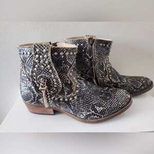 Dingo 866 Gray Snake Print Studded Buckle Strap Zip Up Leather Ankle Booties